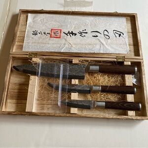 NWB Kitchen Knife Set 3 Pieces